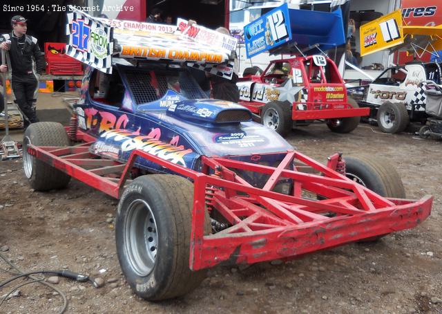 Hednesford, April 2016 (Andy Johnson photo)