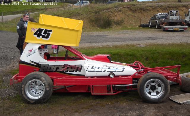 Hednesford, April 2016 (Andy Johnson photo)