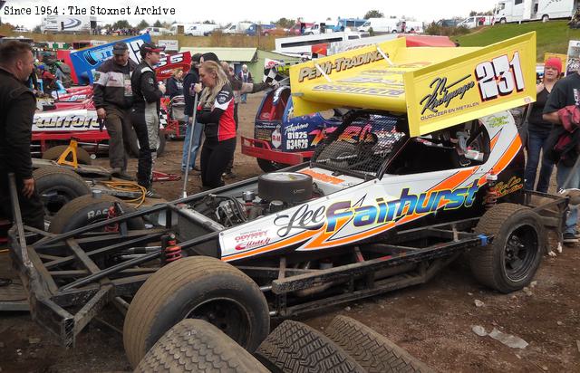 Hednesford, April 2016 (Andy Johnson photo)