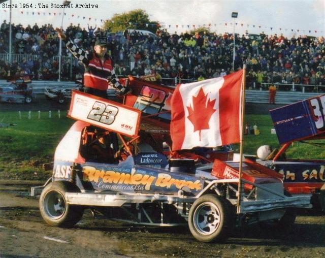 Hednesford, September 2001 (Colin Casserley photo)